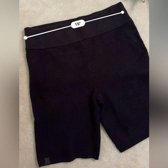 Women’s LuLuLemon Ribbed Biker Shorts Sz 12 - Picture 5 of 5